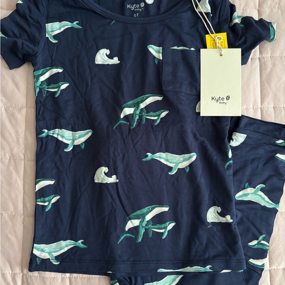Kyte Baby Humpback Whale